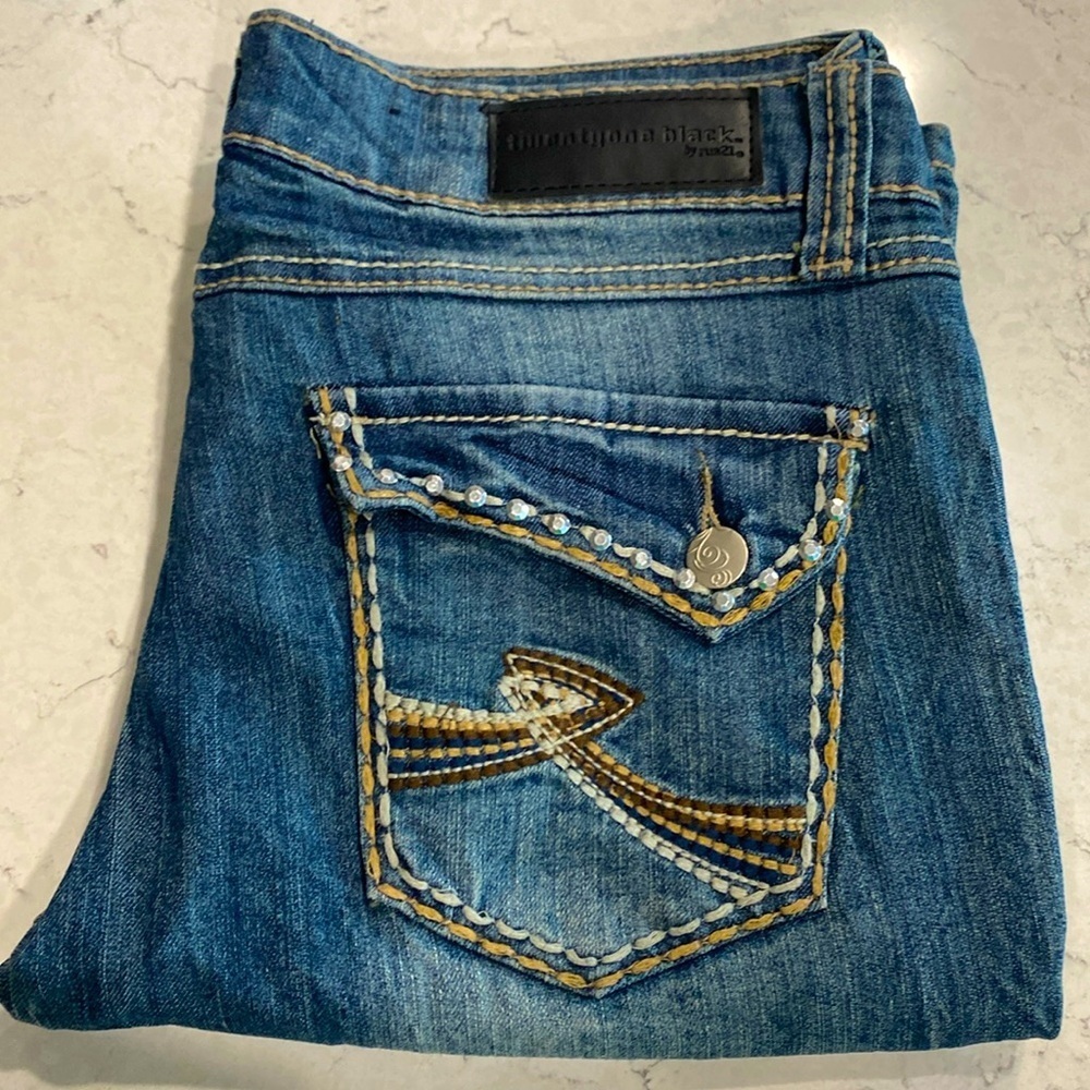 Twenty-One Black Jeans - Picture 2 of 12